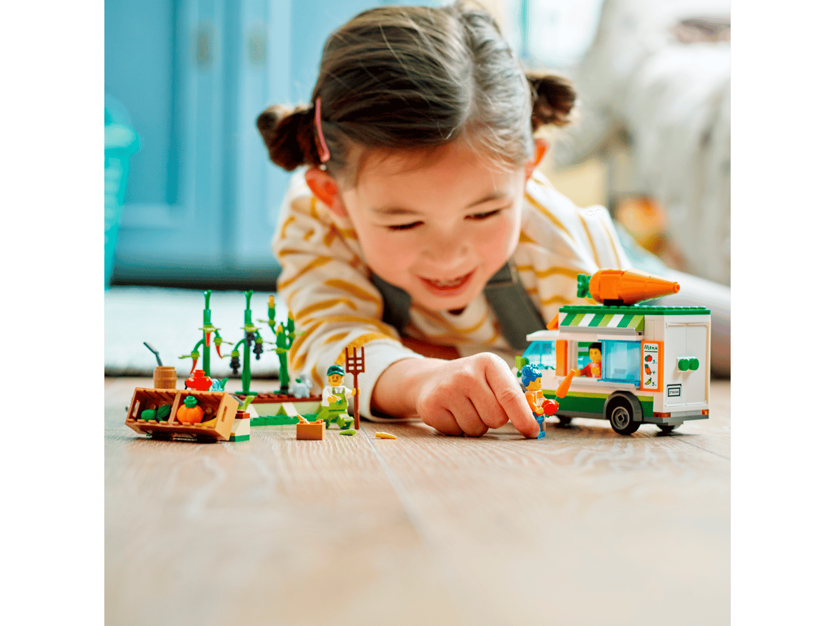 Farmers Market Van - 60345