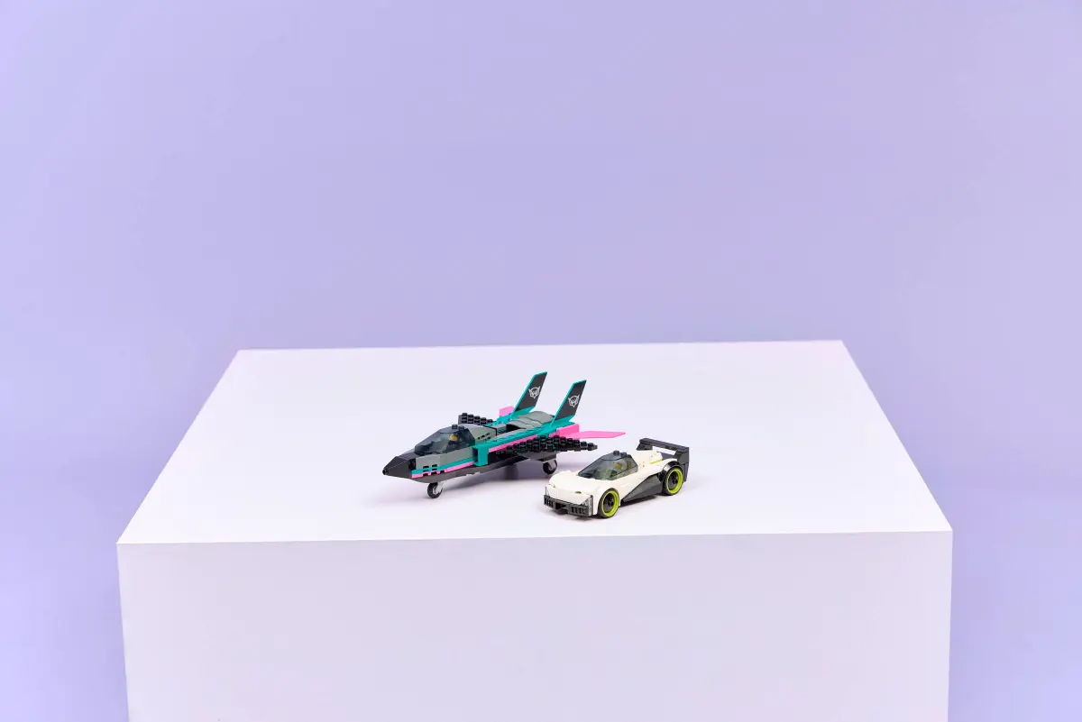 Straalvliegtuig vs. sportauto - 60489