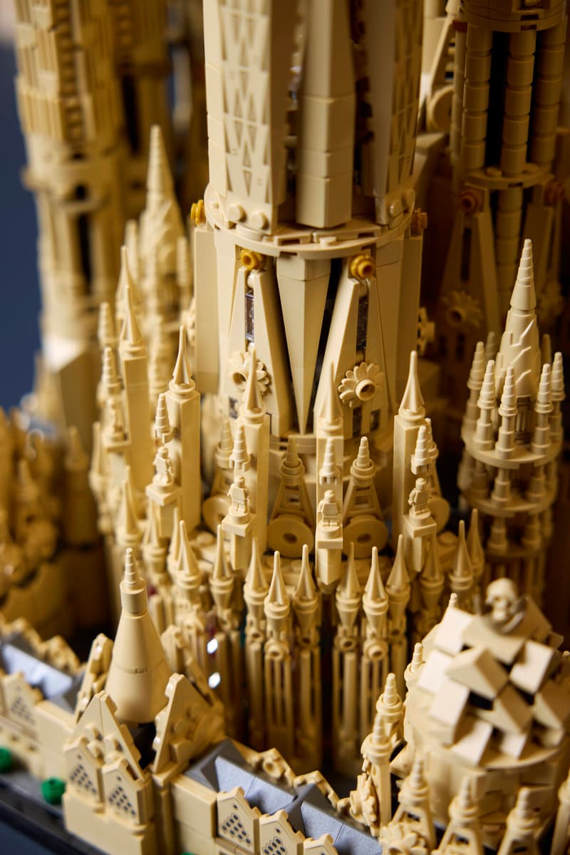 Sagrada Familia 21065 met 12.060 stenen: de grootste LEGO-set ooit!