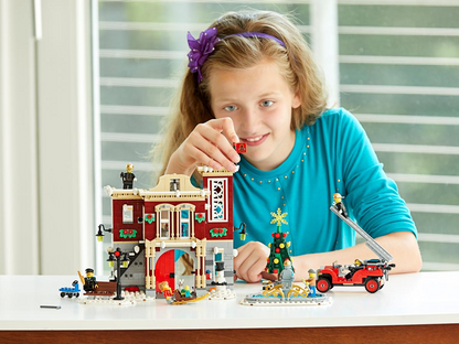 Winter Village Fire Station - 10263