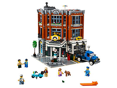 Corner Garage - 10264