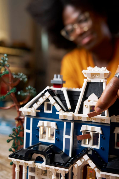 Stranger Things: The Creel Family Home - 11370