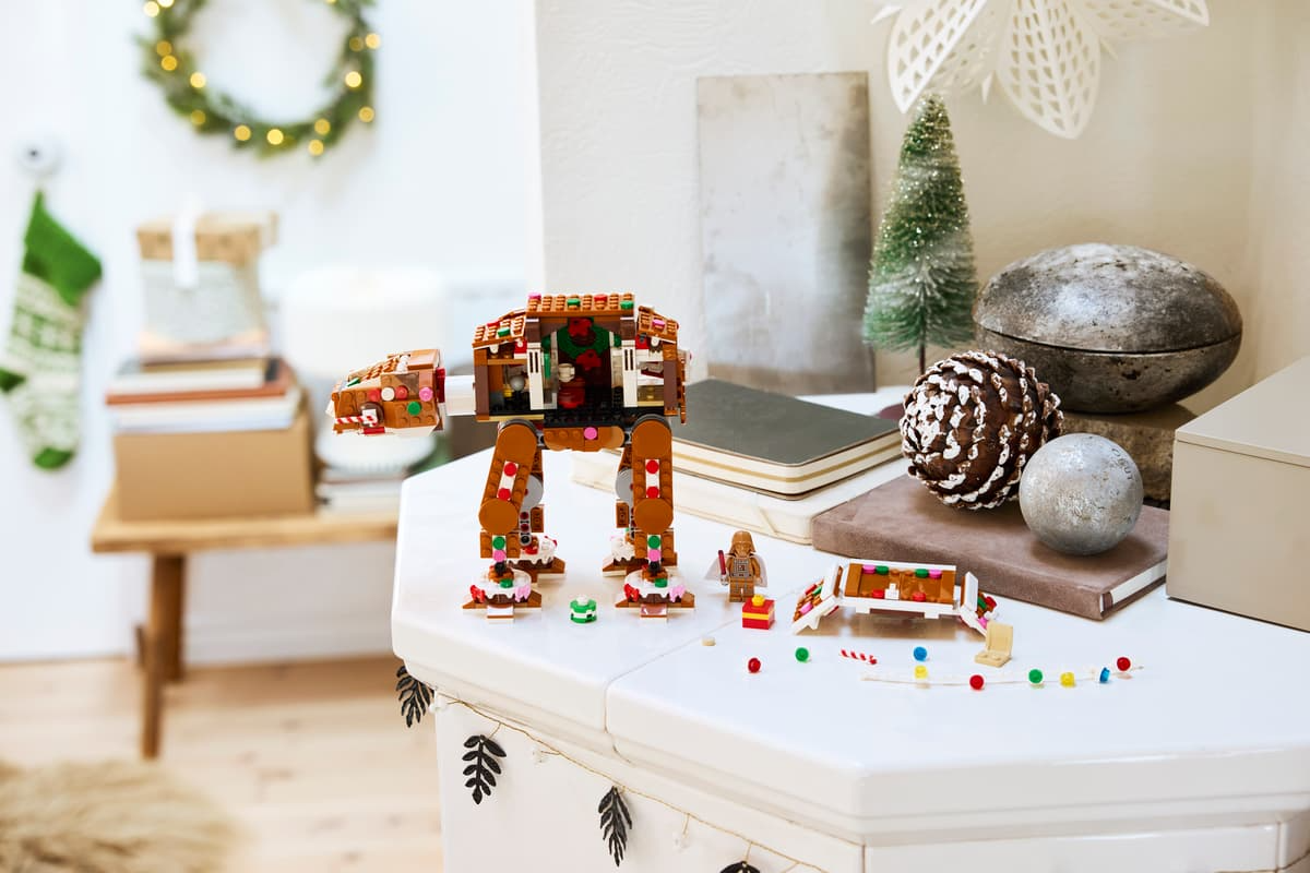 Gingerbread AT-AT™ Walker - 40806