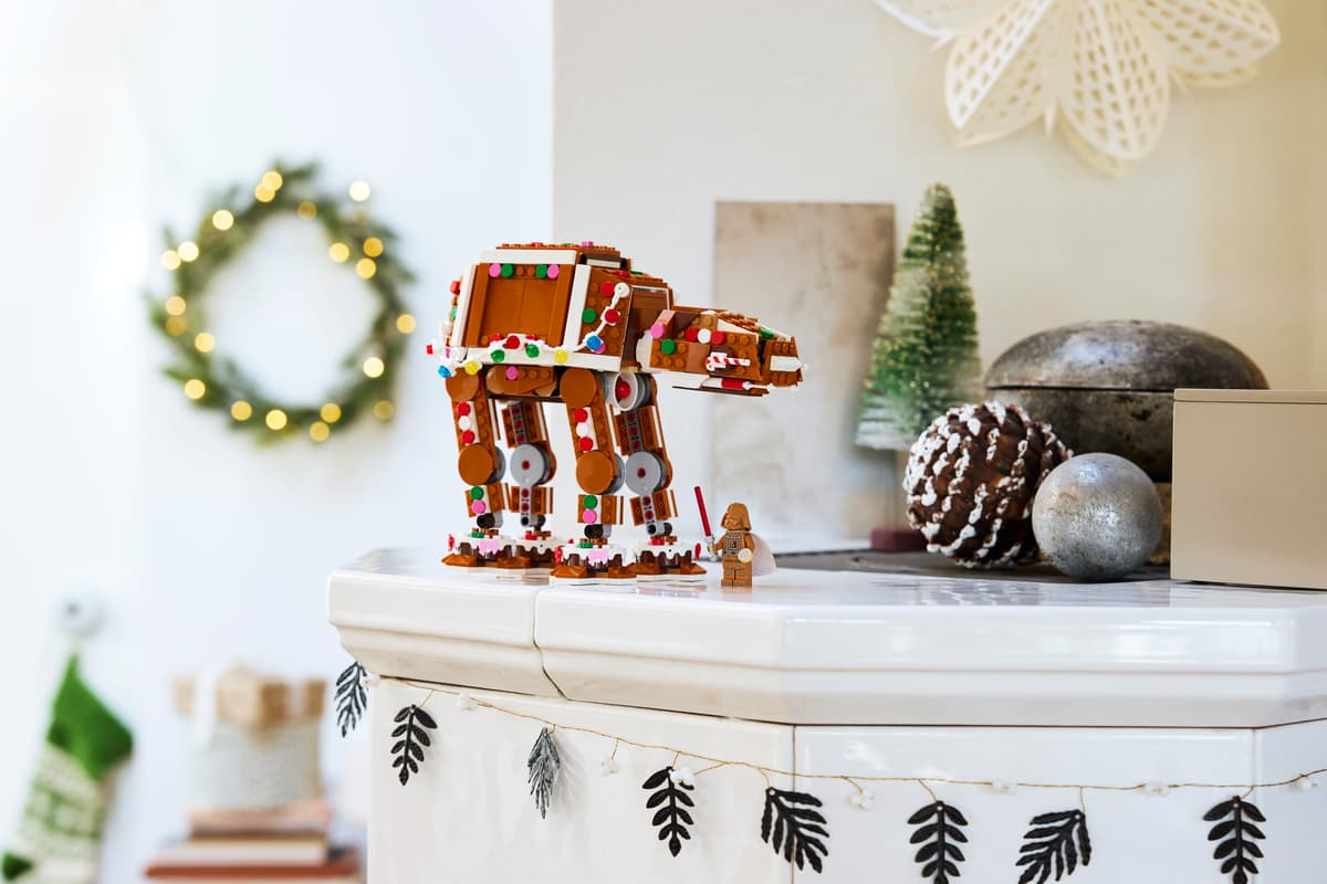 Gingerbread AT-AT™ Walker - 40806
