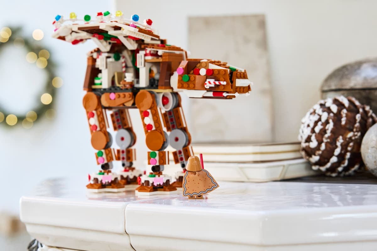Gingerbread AT-AT™ Walker - 40806