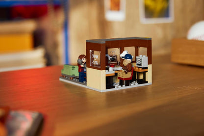 Stranger Things: WSQK Radio Station - 40891