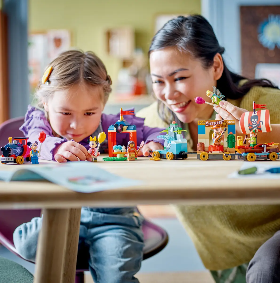 Disney feesttrein - 43212