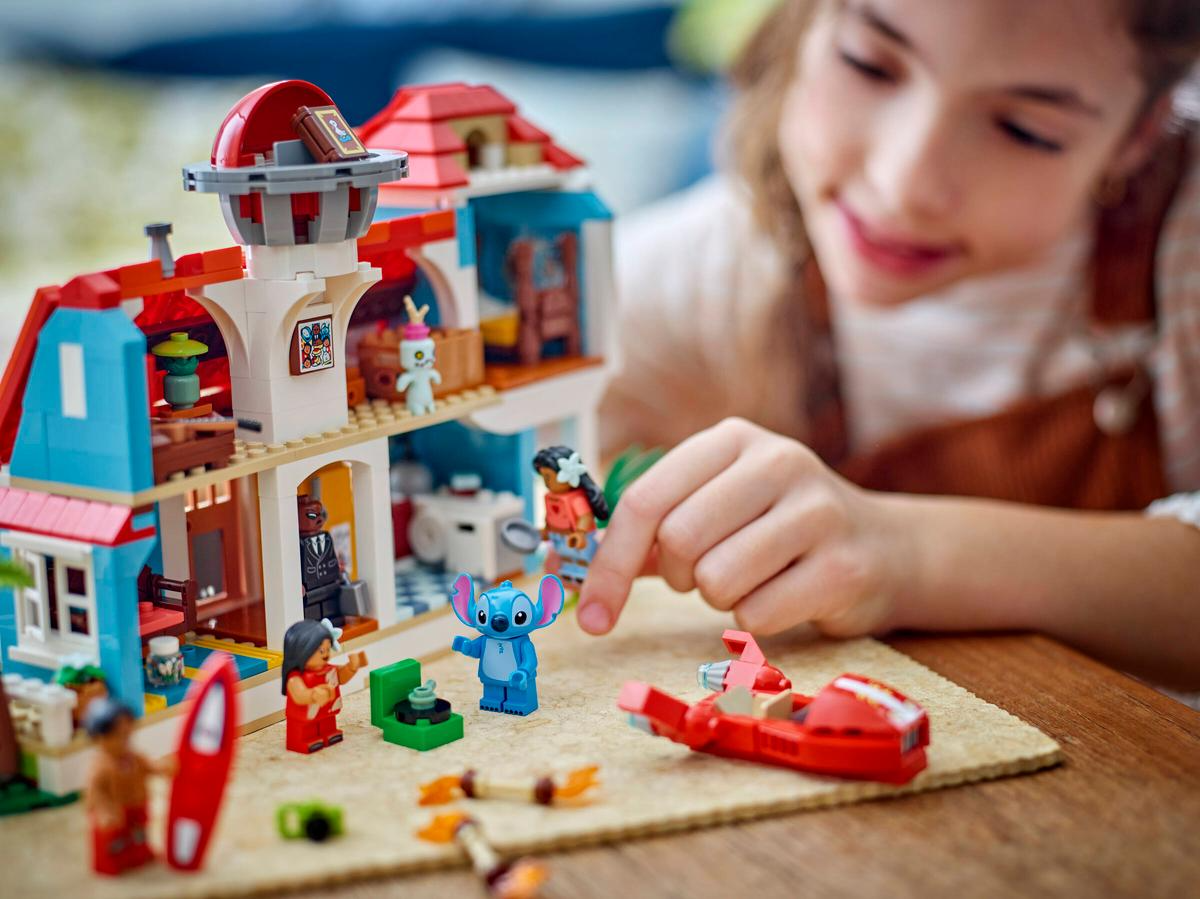 Lilo and Stitch Beach House - 43268