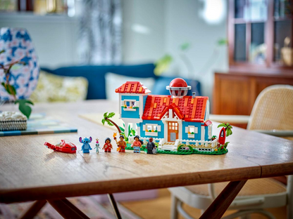 Lilo and Stitch Beach House - 43268
