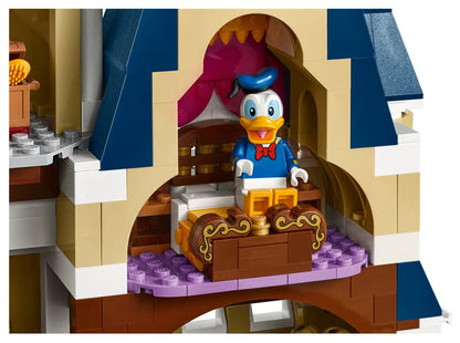 Het Disney kasteel - 71040