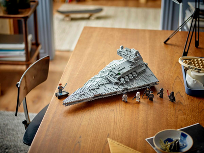 Imperial Star Destroyer™ - 75394