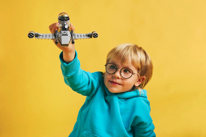 Mando en Grogu's N-1 Starfighter™ - 75410