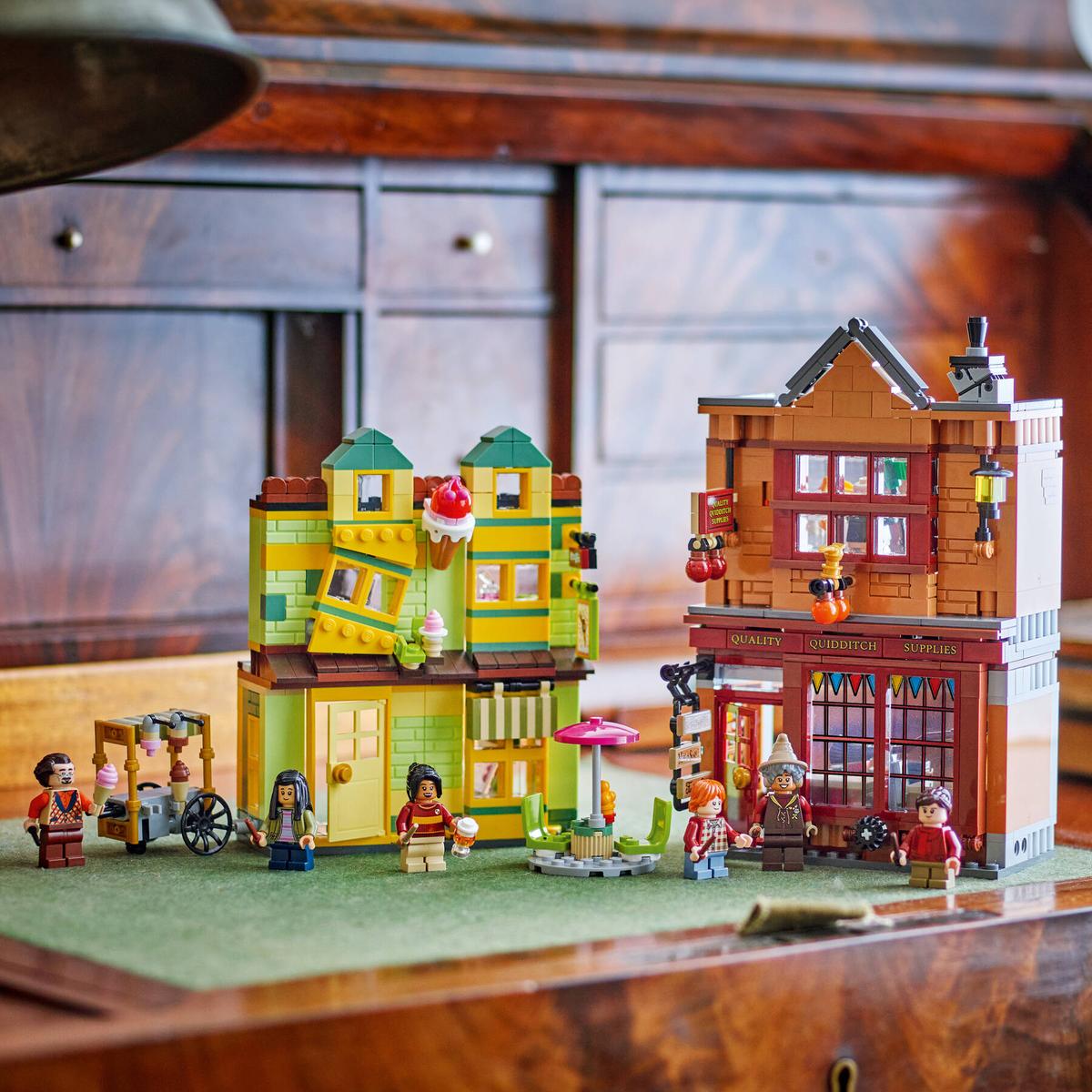 Quality Quidditch™ Supplies & Ice Cream Parlour - 76452
