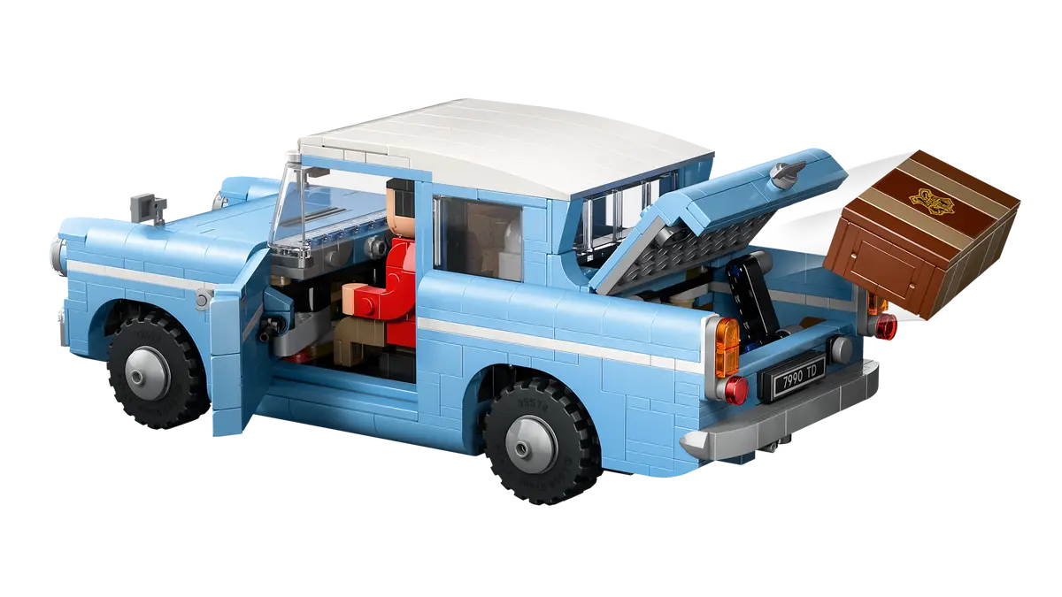 Enchanted Flying Ford Anglia™ - 76470