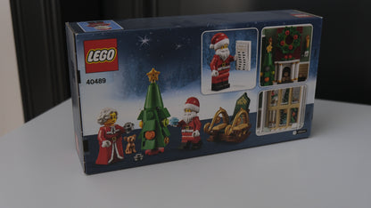 Mr & Mrs Claus' Living Room - 40489