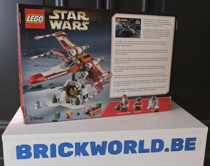 Employee Exclusive - Christmas X-wing - 4002019