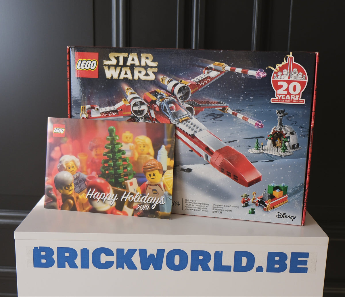 Employee Exclusive - Christmas X-wing - 4002019