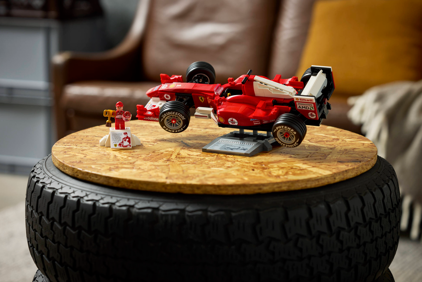Ferrari F2004 and Michael Schumacher - 11375