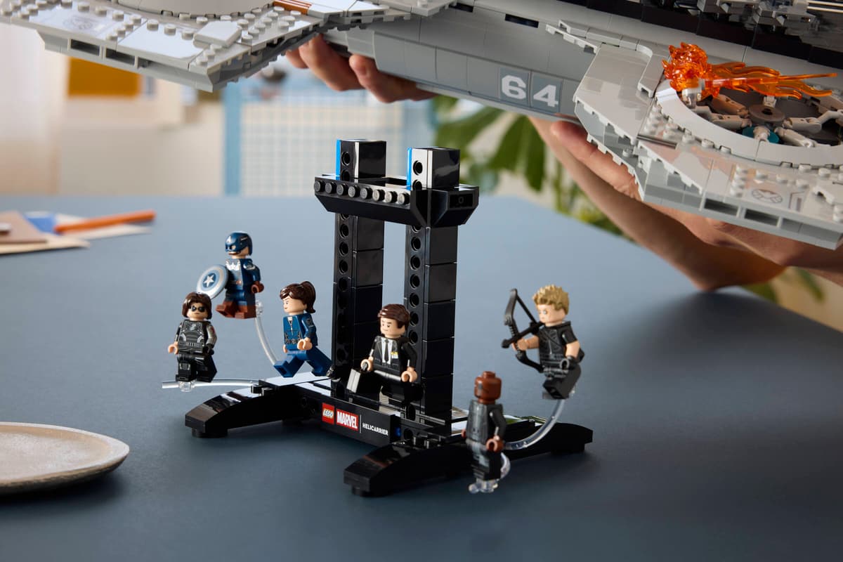 S.H.I.E.L.D. Helicarrier - 76354